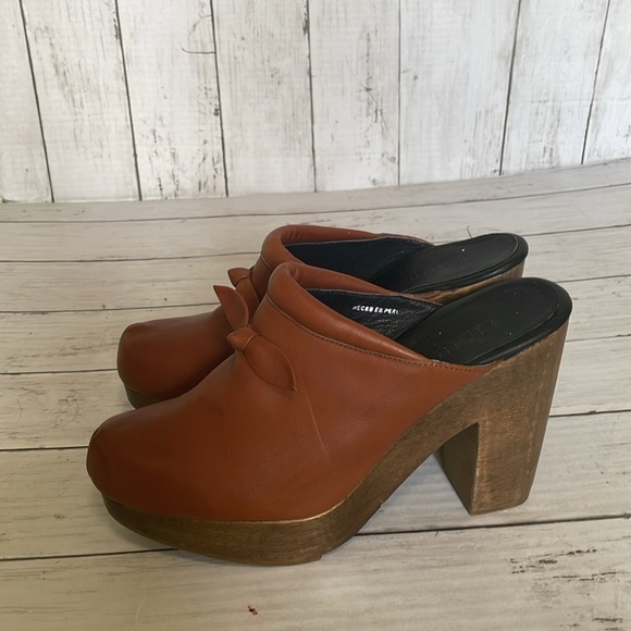 Rachel Comey Whiskey Leather Bow Platform Heeled Clogs - Picture 5 of 15